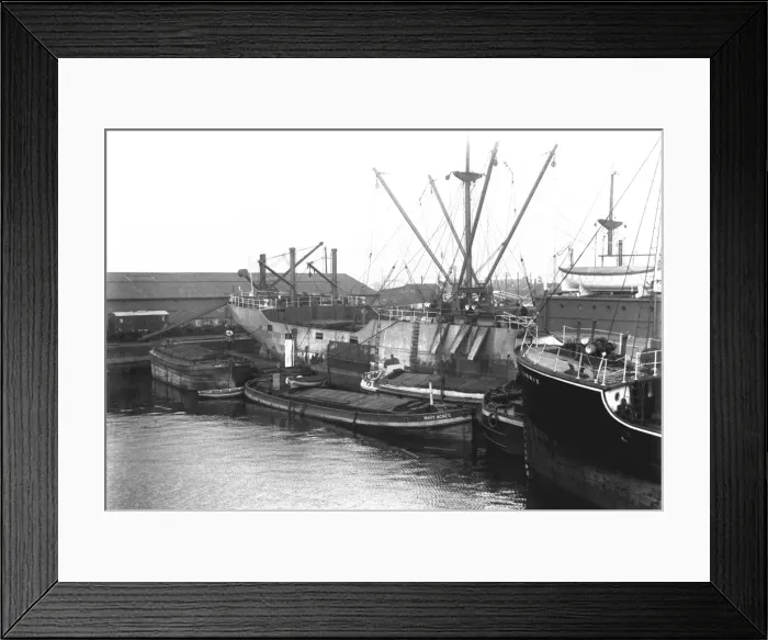 Framed Print : Fishing boats in a harbour, Devon Framed Print : Fishing boats in a harbour, Devon