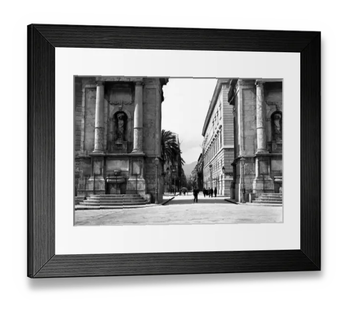 Framed Print : Italian Street scene Framed Print : Italian Street scene
