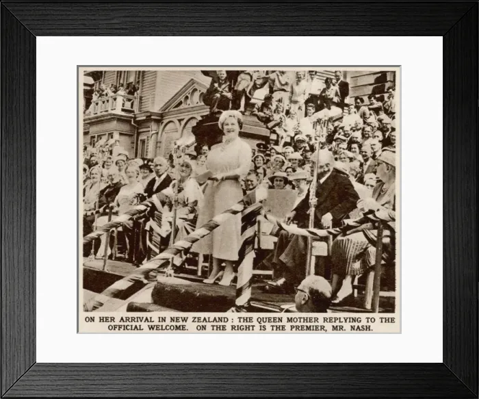Framed Print : Queen Mother / New Zealand Framed Print : Queen Mother / New Zealand