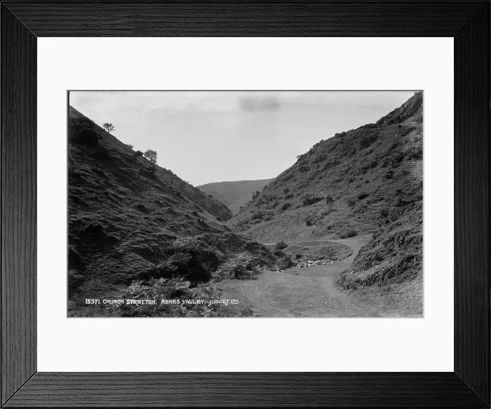 Framed Print : Ashes Valley, Church Stretton Framed Print : Ashes Valley, Church Stretton
