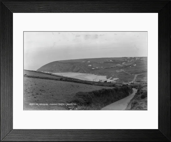 Framed Print : Scenic View of Mawgan Porth Framed Print : Scenic View of Mawgan Porth