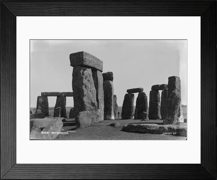 Framed Print : Stonehenge Framed Print : Stonehenge