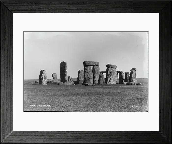 Framed Print : Stonehenge Framed Print : Stonehenge