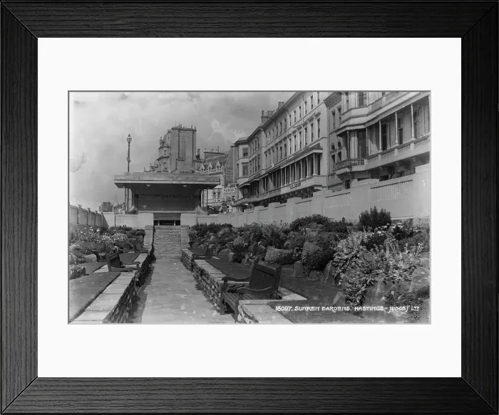 Framed Print : Sunken Gardens in Hastings Framed Print : Sunken Gardens in Hastings