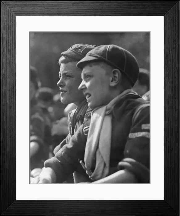 Framed Print : Wolf Cub Scout gathering at Hyde Park Framed Print : Wolf Cub Scout gathering at Hyde Park