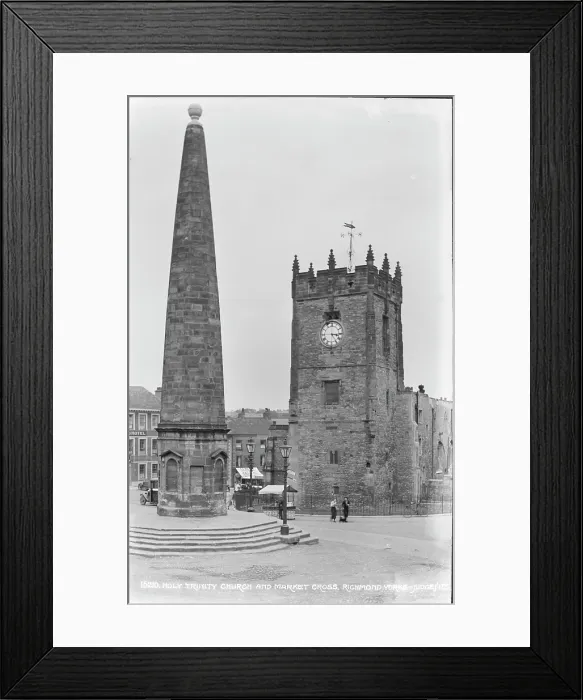 Framed Print : Holy Trinity Church and Market Cross Framed Print : Holy Trinity Church and Market Cross