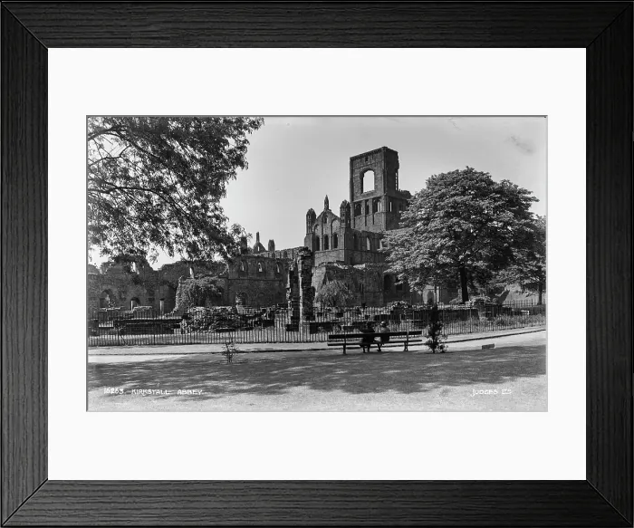 Framed Print : Kirkstall Abbey Ruins Framed Print : Kirkstall Abbey Ruins