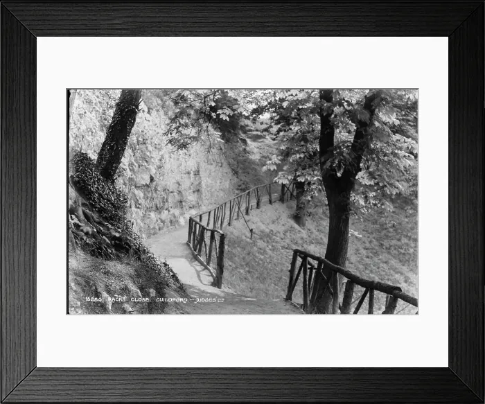 Framed Print : Scenic Pathway at Racks Close