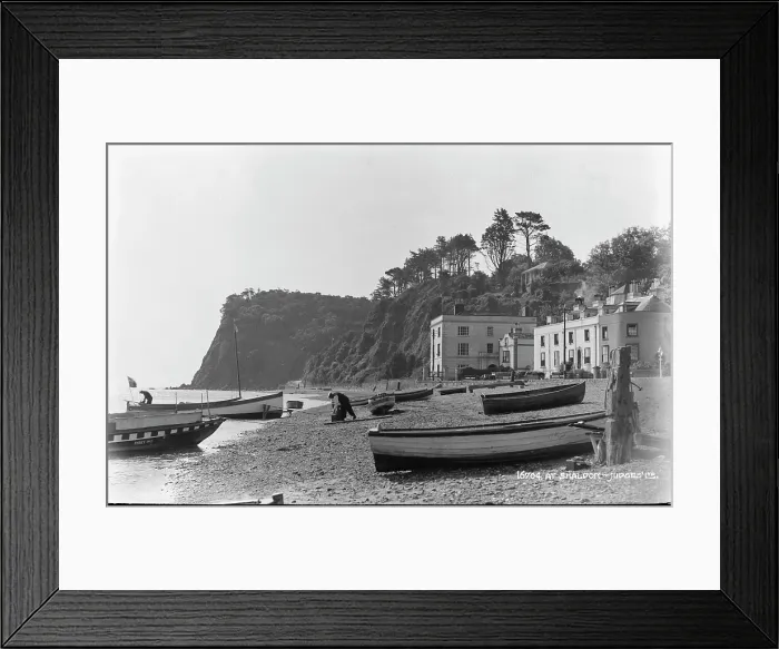Framed Print : At Shaldon Framed Print : At Shaldon