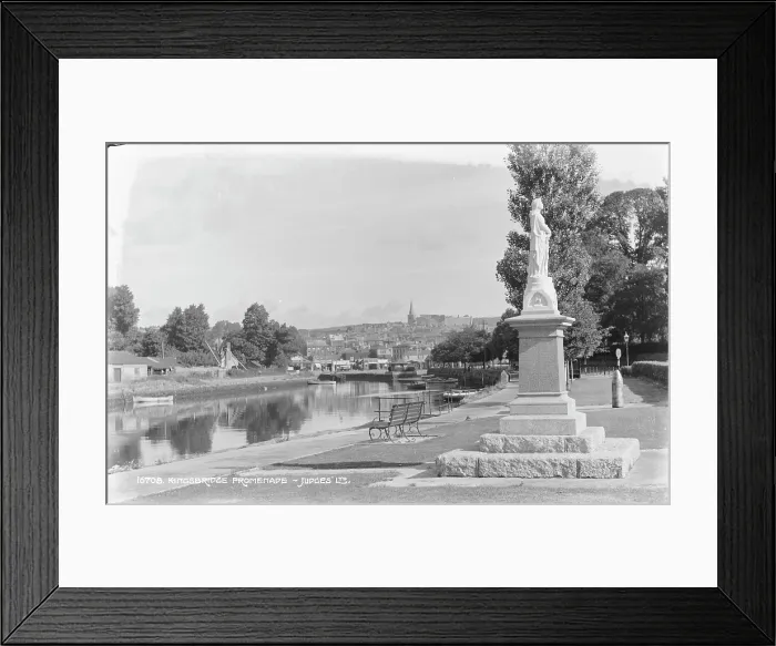 Framed Print : Kingsbridge Promenade Framed Print : Kingsbridge Promenade