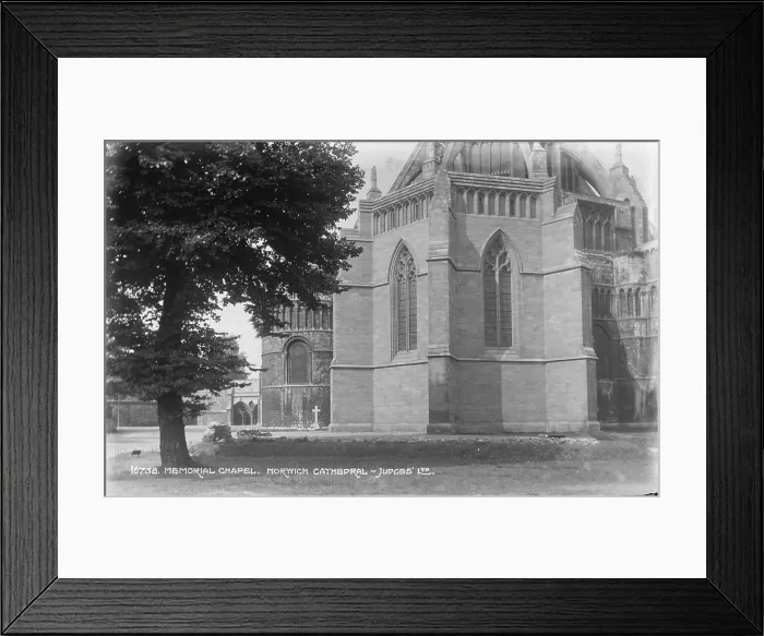 Framed Print : Memorial Chapel, Norwich Cathedral Framed Print : Memorial Chapel, Norwich Cathedral