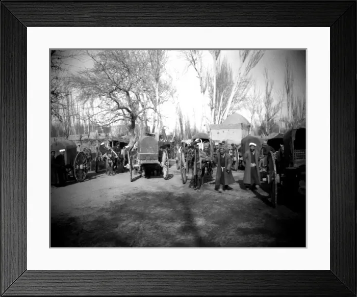 Framed Print : Street scene in Kashgar, western China Framed Print : Street scene in Kashgar, western China
