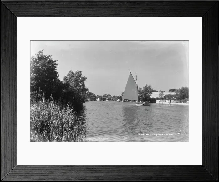 Framed Print : Sailing at Horning Framed Print : Sailing at Horning