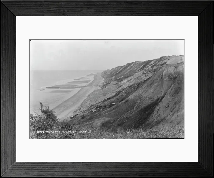 Framed Print : The Cliffs at Cromer Framed Print : The Cliffs at Cromer