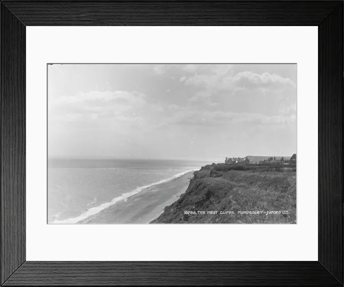 Framed Print : The West Cliffs, Mundesley Framed Print : The West Cliffs, Mundesley