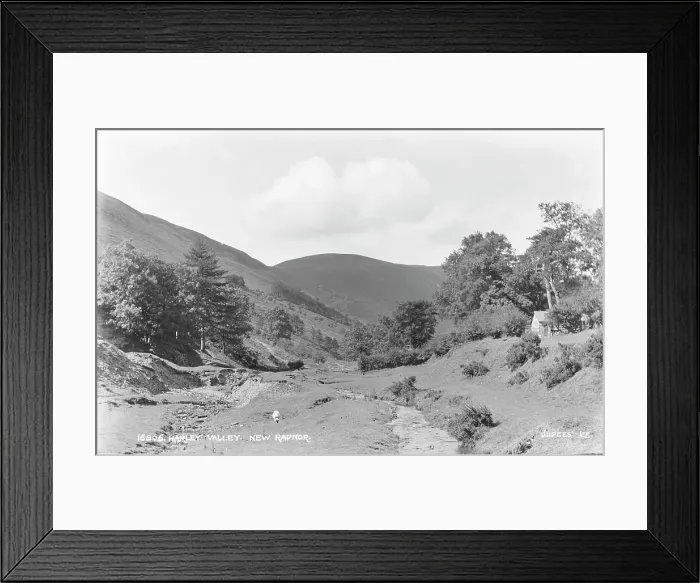 Framed Print : Harley Valley, New Radnor Framed Print : Harley Valley, New Radnor