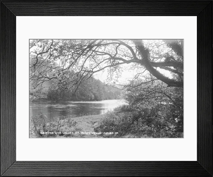Framed Print : The Wye Valley near Builth Wells Framed Print : The Wye Valley near Builth Wells