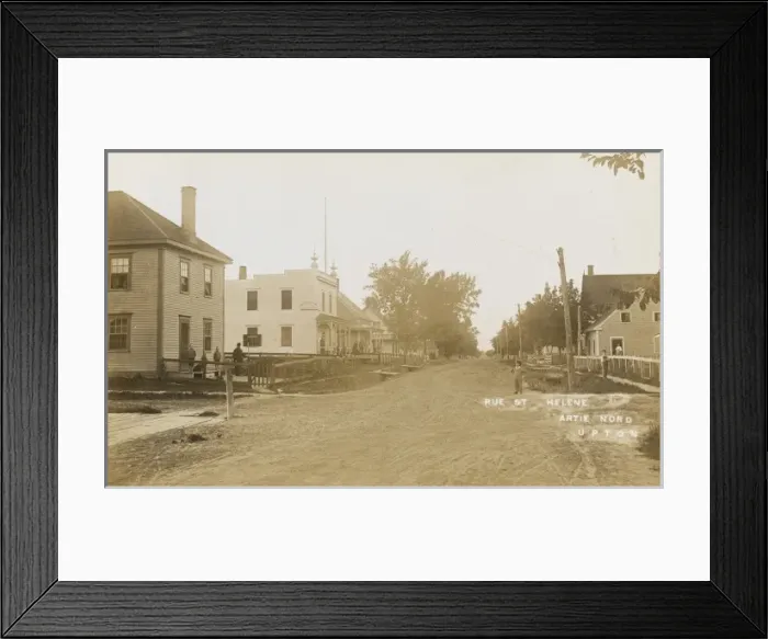 Framed Print : Upton, Quebec, Canada Framed Print : Upton, Quebec, Canada
