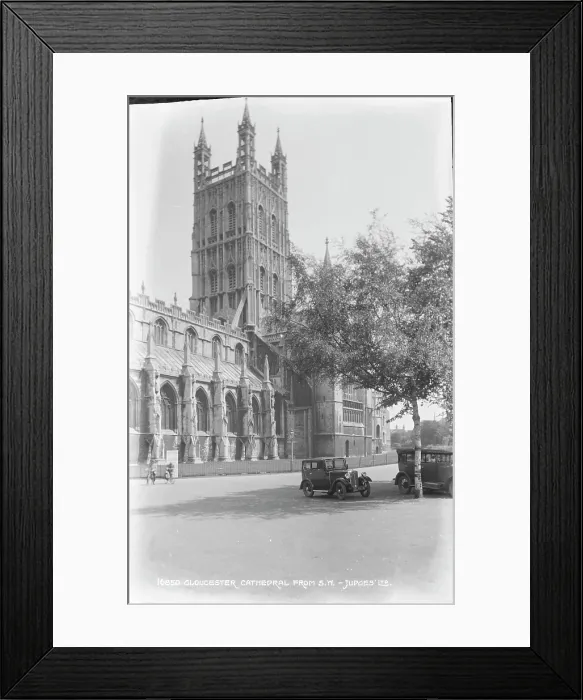 Framed Print : Gloucester Cathedral from the South West Framed Print : Gloucester Cathedral from the South West