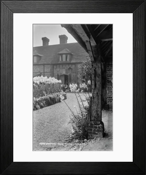Framed Print : Alice Place, Seaford Framed Print : Alice Place, Seaford