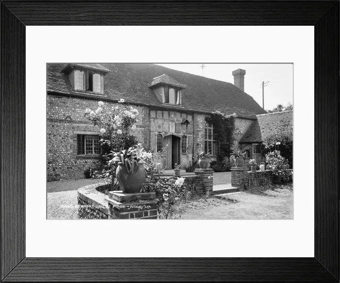 Framed Print : Alice Place, Seaford Framed Print : Alice Place, Seaford