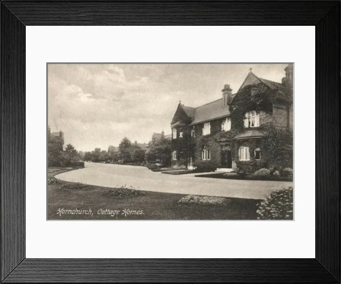 Framed Print : Shoreditch Cottage Homes, Hornchurch, Essex Framed Print : Shoreditch Cottage Homes, Hornchurch, Essex