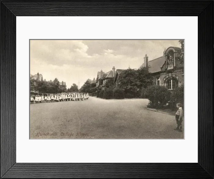 Framed Print : Shoreditch Cottage Homes, Hornchurch, Essex Framed Print : Shoreditch Cottage Homes, Hornchurch, Essex