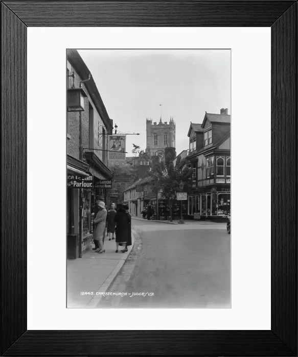 Framed Print : Historic Street Scene in Christchurch Framed Print : Historic Street Scene in Christchurch