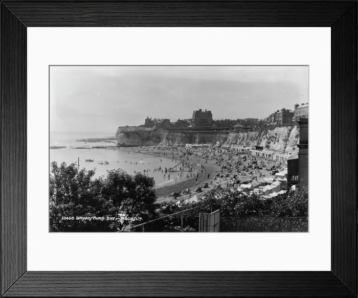 Framed Print : Broadstairs Bay Beach Scene Framed Print : Broadstairs Bay Beach Scene