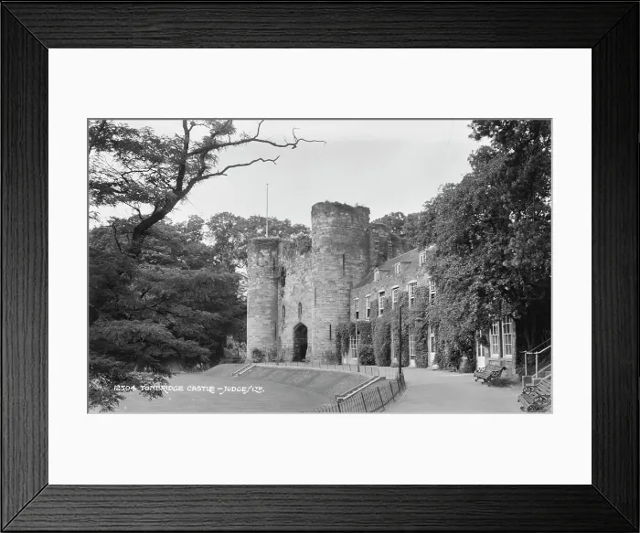 Framed Print : Tonbridge Castle Framed Print : Tonbridge Castle
