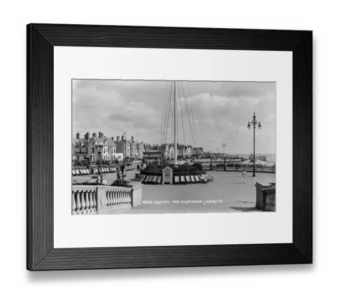 Framed Print : The Colonnade in Clacton Framed Print : The Colonnade in Clacton