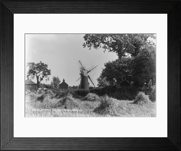 Framed Print : Harvest Time at Stalham Framed Print : Harvest Time at Stalham