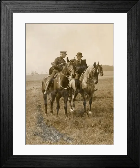 Framed Print : Lieutenant Hyslop and Lord Mayor on Salisbury Plain Framed Print : Lieutenant Hyslop and Lord Mayor on Salisbury Plain
