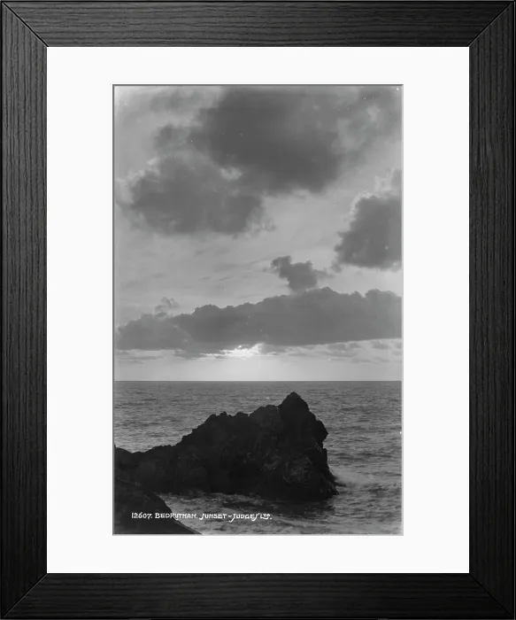 Framed Print : Sunset at Bedruthan Framed Print : Sunset at Bedruthan