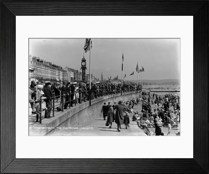 Framed Print : A Busy Day at Weymouth Promenade Framed Print : A Busy Day at Weymouth Promenade