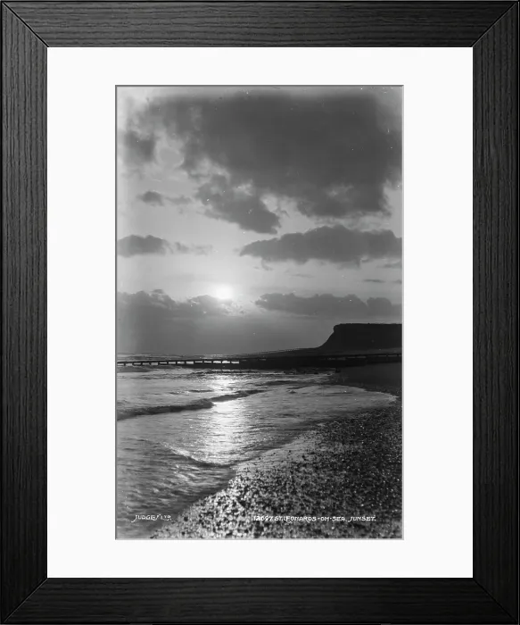 Framed Print : Sunset at St. Leonards-on-Sea Framed Print : Sunset at St. Leonards-on-Sea