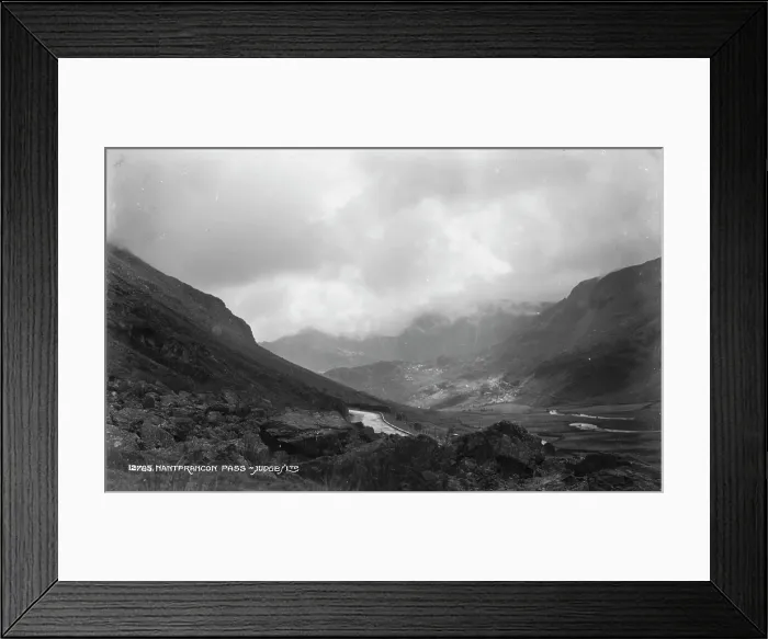 Framed Print : Nantfrancon Pass Framed Print : Nantfrancon Pass