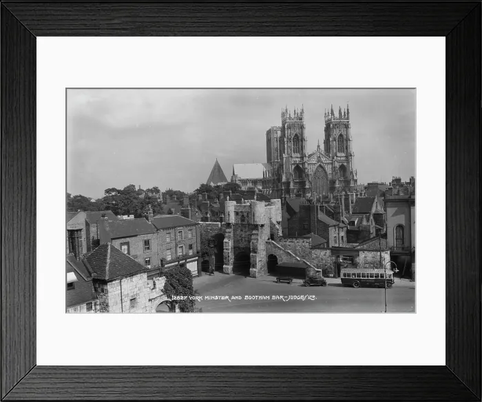 Framed Print : York Minster and Bootham Bar Framed Print : York Minster and Bootham Bar