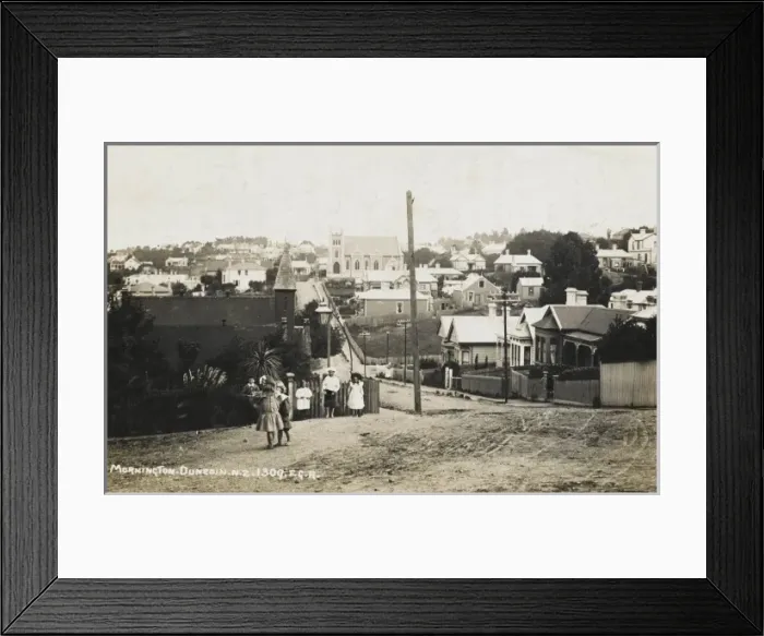 Framed Print : Dunedin, New Zealand Framed Print : Dunedin, New Zealand