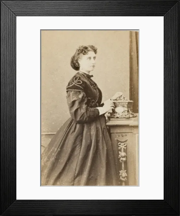 Framed Print : Portrait of a woman - Constantinople