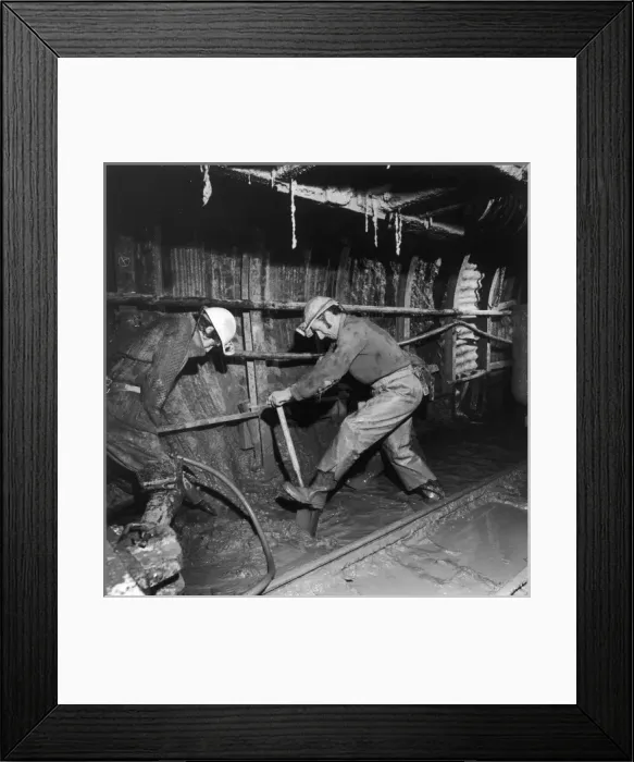 Framed Print : Clearing Bristol Sewers