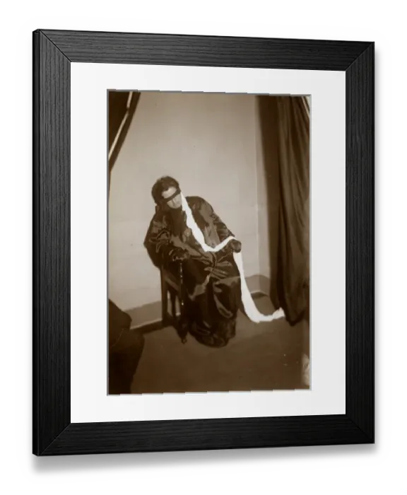 Framed Print : Scottish medium Helen Duncan blindfolded during a sance Framed Print : Scottish medium Helen Duncan blindfolded during a sance