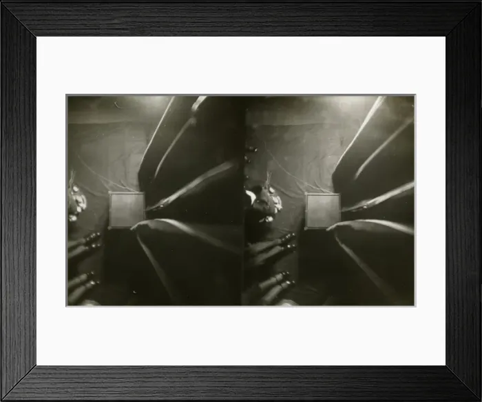 Framed Print : Double photograph of the counterpoise table Framed Print : Double photograph of the counterpoise table