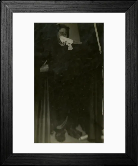 Framed Print : Scottish medium Helen Duncan starting to emit ectoplasm Framed Print : Scottish medium Helen Duncan starting to emit ectoplasm
