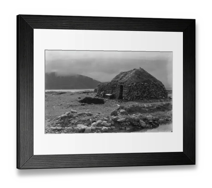 Framed Print : Beehive Cottage on Achill Island Framed Print : Beehive Cottage on Achill Island