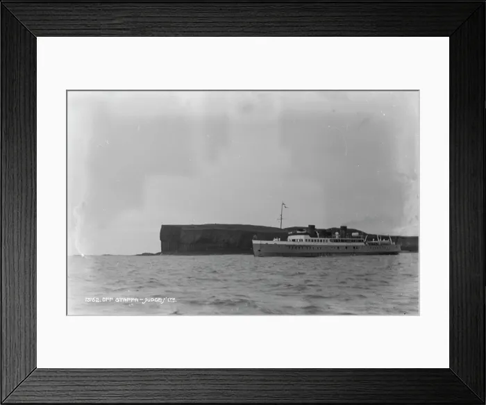 Framed Print : Off Staffa Framed Print : Off Staffa