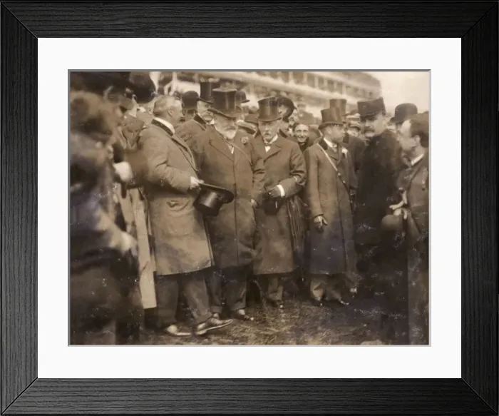 Framed Print : Edward VII wins at the Derby, Epsom
