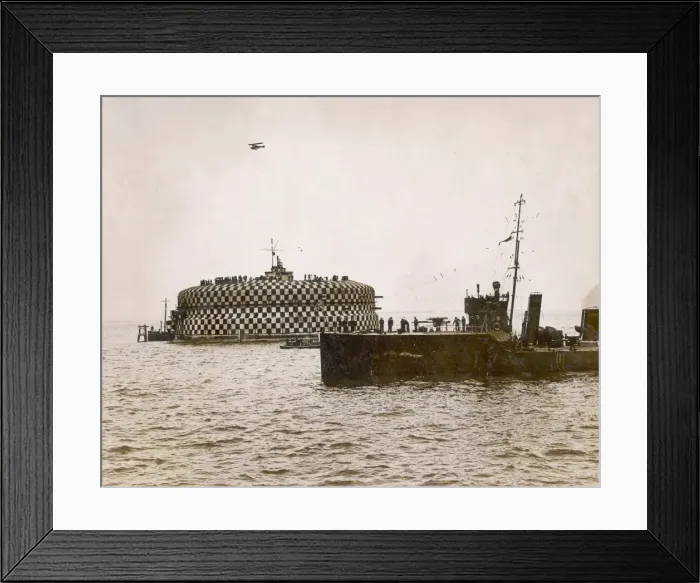 Framed Print : Naval review at Spithead, Hampshire Framed Print : Naval review at Spithead, Hampshire