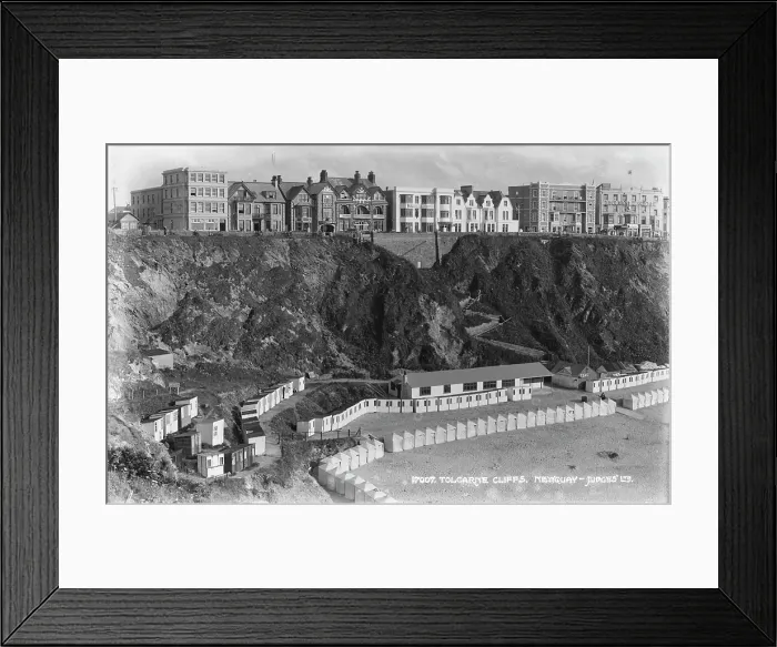 Framed Print : Tolcarne Cliffs, Newquay Framed Print : Tolcarne Cliffs, Newquay