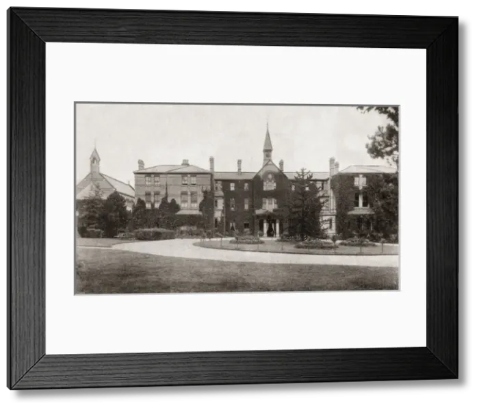 Framed Print : Leavesden Asylum, Hertfordshire Framed Print : Leavesden Asylum, Hertfordshire